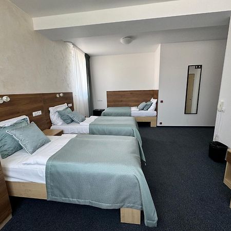 Sport Hotel Sletiste Kladno Exterior foto