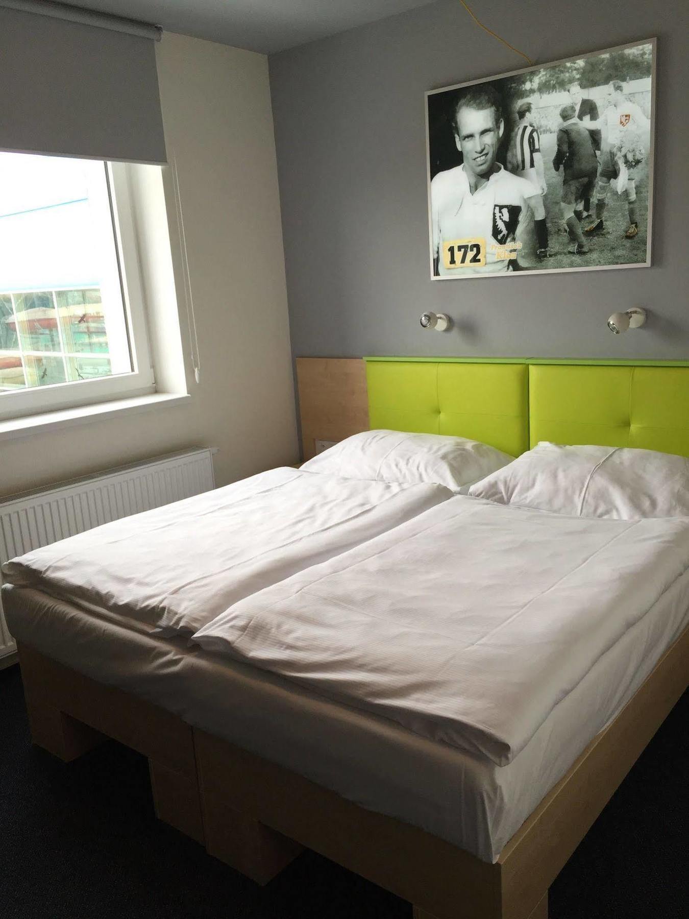 Sport Hotel Sletiste Kladno Exterior foto